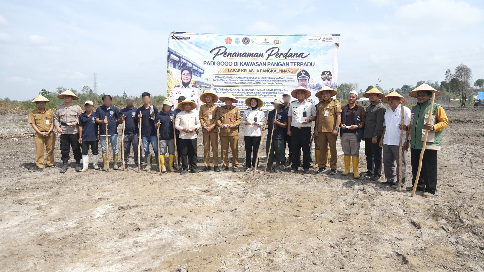 Kanwil Ditjenpas Babel Dorong Perkuat Ketahanan Pangan dan Pemberdayaan Masyarakat Lewat Tanam Padi Gogo dan PKS Dengan BAZNAS Prov. Babel